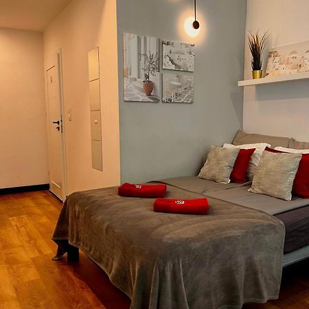 Special 1 Bed Room Condo Warszawa Center Экстерьер фото