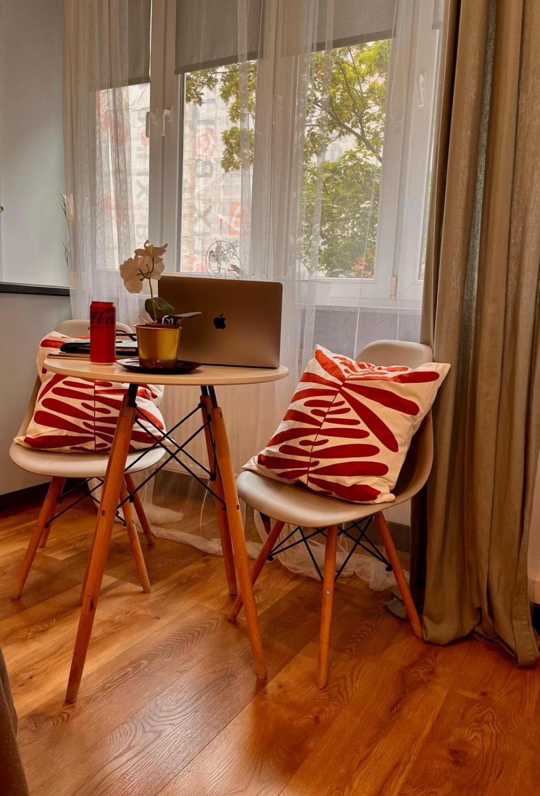 Special 1 Bed Room Condo Warszawa Center Экстерьер фото