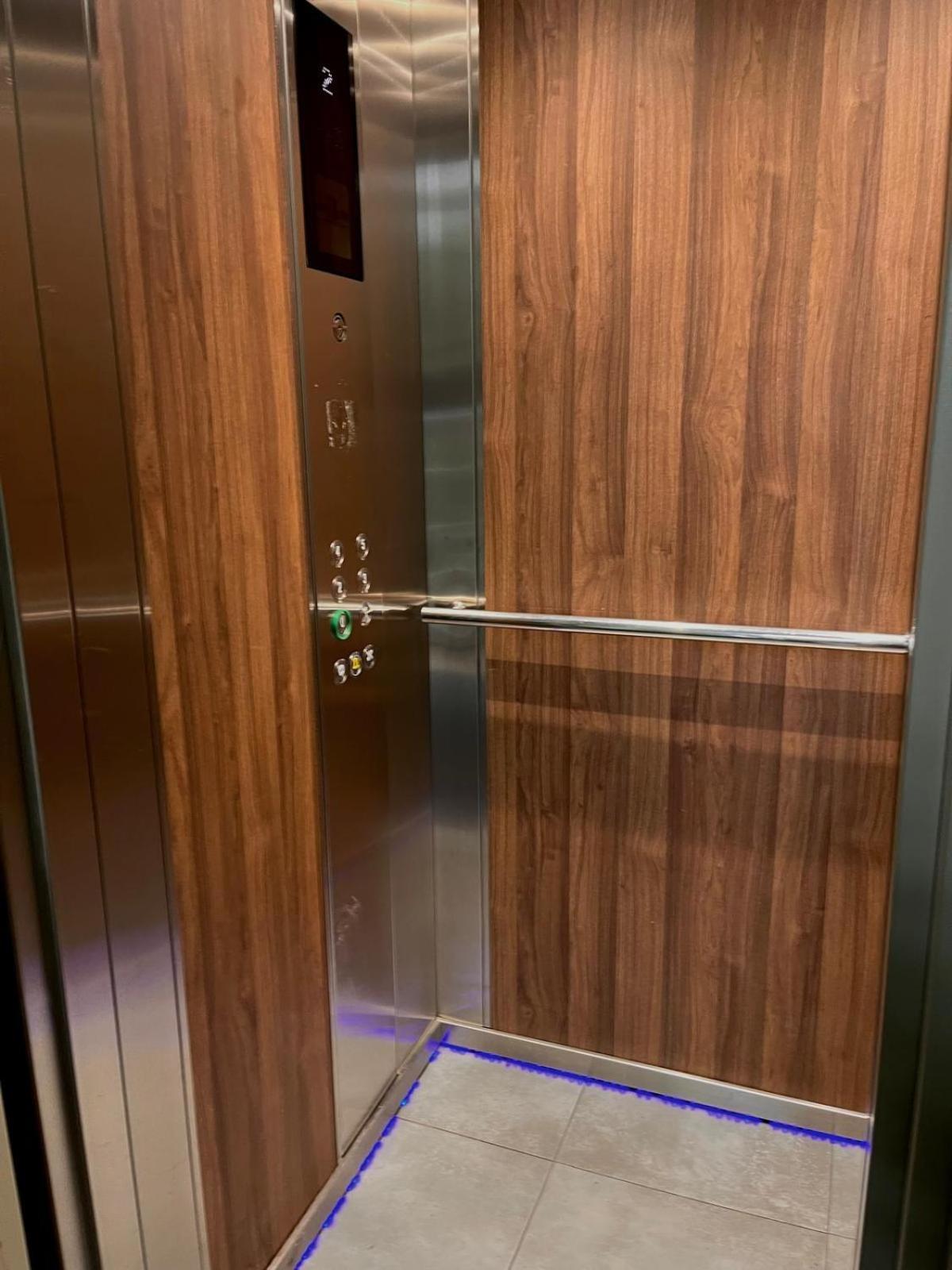 Special 1 Bed Room Condo Warszawa Center Экстерьер фото